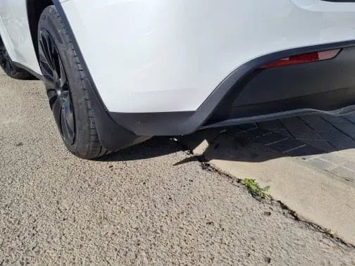 Model Y Carbon Fiber Splash Guard - Tes Accessories