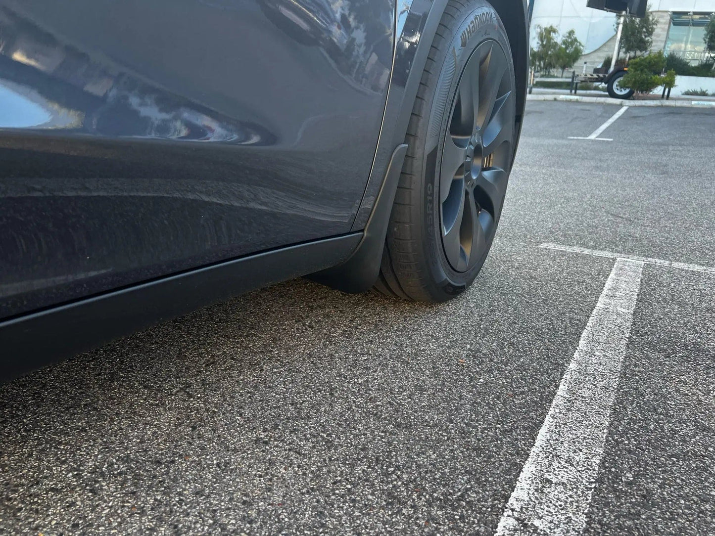 Model Y Carbon Fiber Splash Guard - Tes Accessories