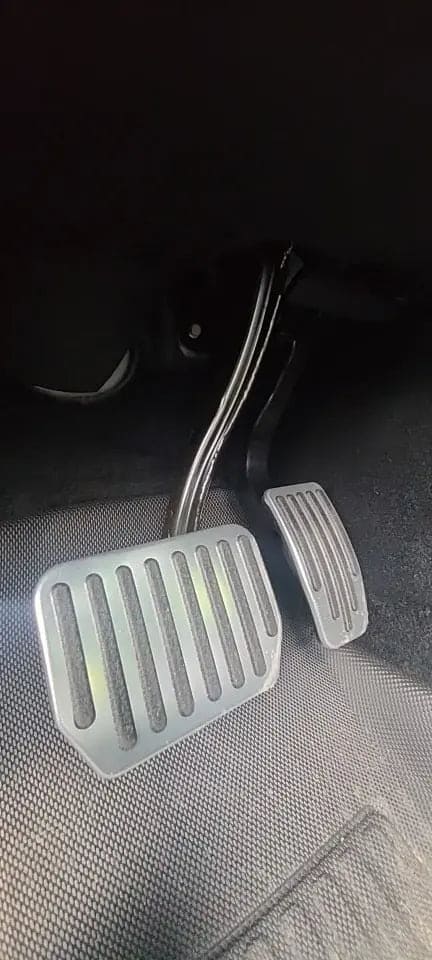 Tesla model 3 foot pedals - Tes Accessories